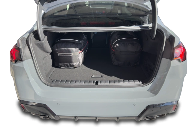 BMW 2 GRAN COUPE 2024+ CONJUNTO DE BOLSAS 5 PIE