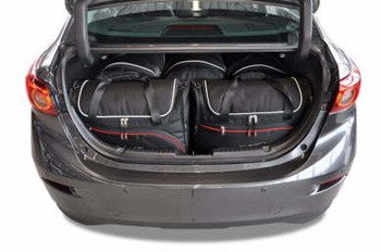 MAZDA 3 LIMOUSINE 2013-2018 CONJUNTO DE BOLSAS 5 PIE