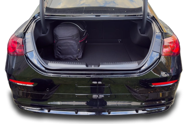 MERCEDES-BENZ CLA COUPE EV 2025+ CONJUNTO DE BOLSAS 5 PIE