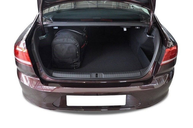 VW PASSAT LIMOUSINE 2014-2021 CONJUNTO DE BOLSAS 5 PIE