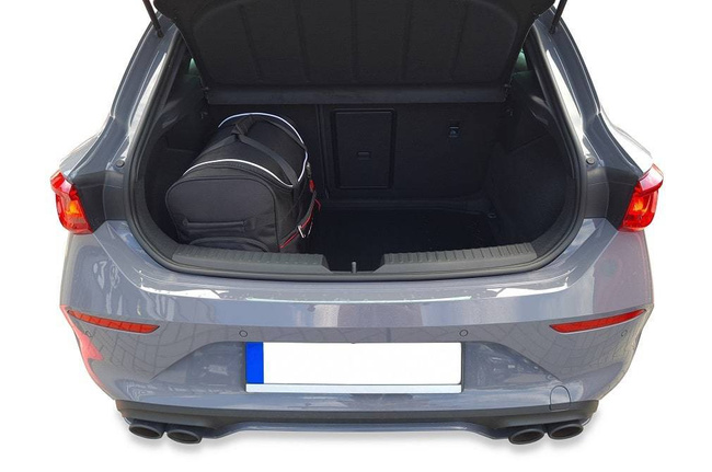 CUPRA LEON HATCHBACK 2021+ CONJUNTO DE BOLSAS 4 PIE