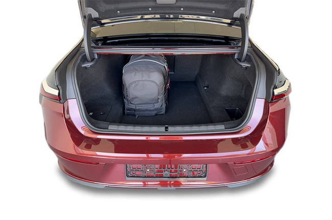 BMW 7 2022+ CONJUNTO DE BOLSAS 6 PIE