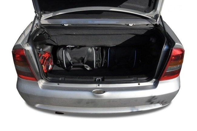 OPEL ASTRA CABRIO 2001-2006 TASKESÆT TIL BAGAGERUM 4 STK