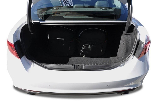 ALFA ROMEO GIULIA 2015+ PACK DE SACS 4 PAR