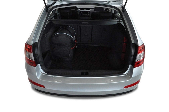 SKODA OCTAVIA KOMBI 2013-2020 CONJUNTO DE BOLSAS 5 PIE