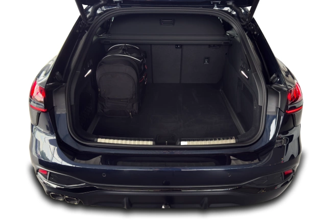 AUDI A6 AVANT 2025+ CONJUNTO DE BOLSAS 6 PIE