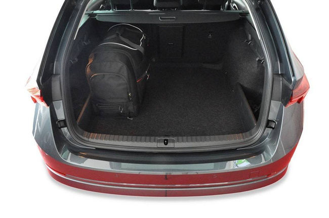SKODA OCTAVIA KOMBI 2020+ CONJUNTO DE BOLSAS 5 PIE