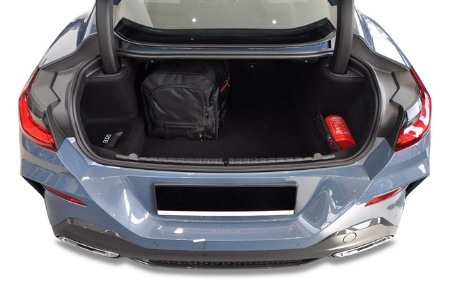 BMW 8 COUPE 2018+ CAR BAGS SET 4 PCS
