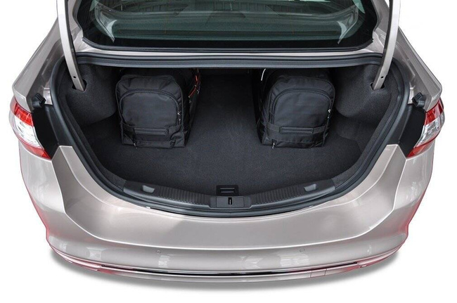 FORD MONDEO LIMOUSINE 2014-2021 CONJUNTO DE BOLSAS 5 PIE